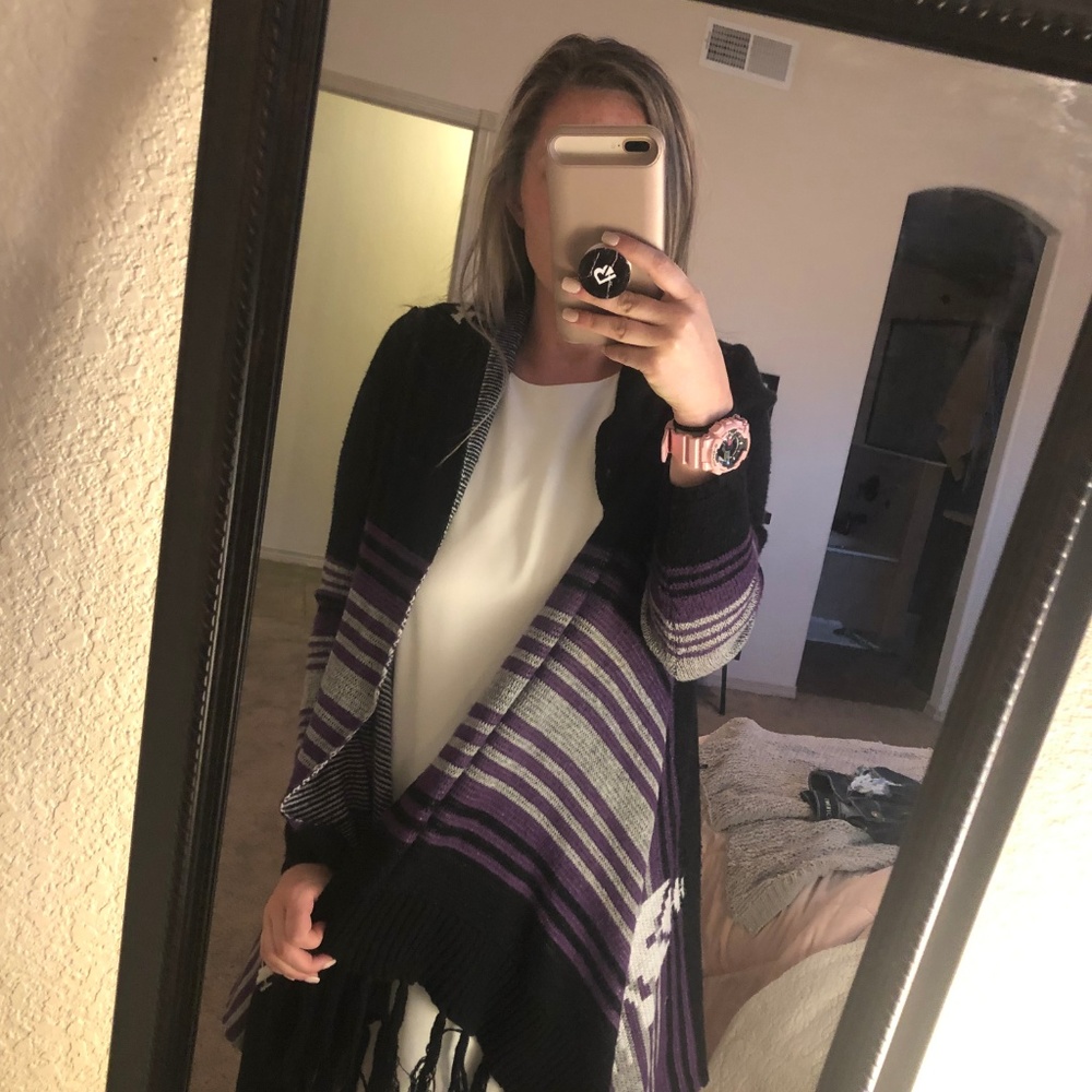 Cardigan - Picture 5 of 5